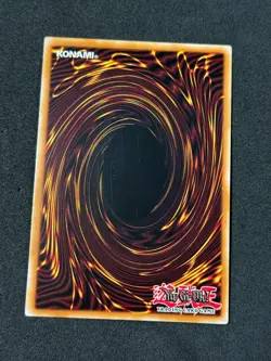 Yugioh Dark Magician CT13-EN003 Ultra Rare Promo NM - Image 3