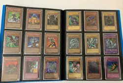 Yugioh Card Binder Collection Blue Eyes, DMG, Red Eyes - Image 5