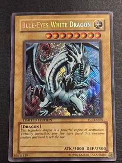 Blue Eyes White Dragon FL1-EN001 Secret Rare Yu-Gi-Oh Card Near Mint NM - Image 1