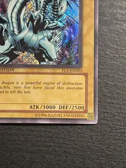 Blue Eyes White Dragon FL1-EN001 Secret Rare Yu-Gi-Oh Card Near Mint NM - Image 4