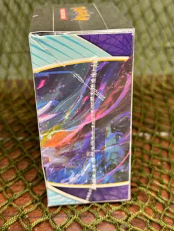 LAST ONE! **SEALED** CHILLING REIGN Build and Battle Bundle ~ Pokemon TCG - Image 2