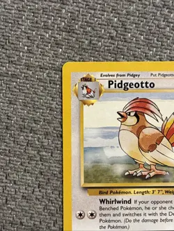 Pokemon TCG Pidgeotto Base Set, Unlimited Rare Card 22/102 NM / LP - Image 4
