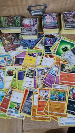 80x Pokemon Card Bundle TCG Rare Holo 100% Genuine Pokemon Cards Collection - Image 4