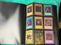 EPIC JOEY WHEELER RED EYES B. DRAGON HUGE BINDER 360 cardsCard Collection Yugioh - Image 1