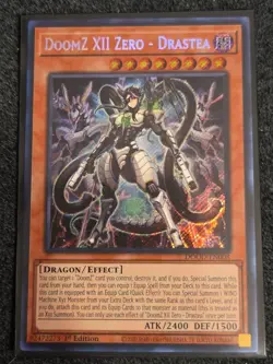 Dooms XII Zero - Drastea - NM - DOOD-EN008 - Secret Rare yugioh 1st ed - Image 1