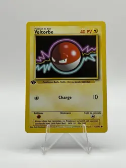 Pokemon Voltorbe Base Set 1st Edition French 67/102 Basic 40 HP 1999 - Image 1