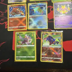 Radiant Pokemon Lot of 8 Ultra Rare Holos - Image 4
