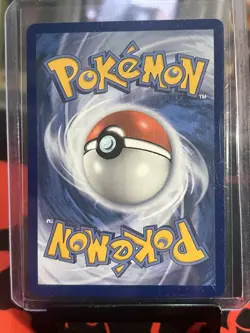 Pokemon Pikachu TCG VMAX Card 044/185 SWSH Vivid Voltage NM Ultra Rare - Image 2