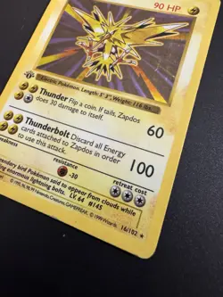 Pokemon TCG Zapdos 1st Edition Holo Shadowless Base Set - Image 4