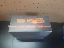 POKEMON TCG CHAMPION'S PATH ELITE TRAINER BOX FACTORY SEALED 820650805455 - Image 3