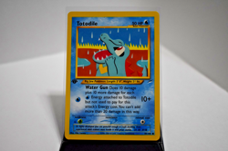 Pokemon TCG - Totodile 85/105 Neo Destiny 1st Edition - NM - Image 1