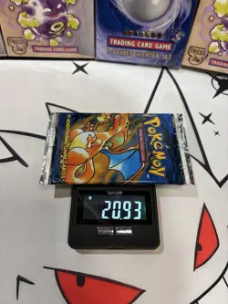 1999 Pokemon Base Set Booster Pack Charizard Art FACTORY SEALED 20.93g - Image 4