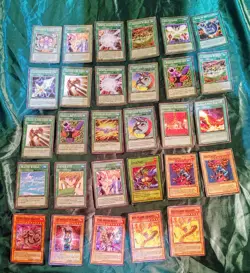 Big Lot Of 263 Imposter Fake Yu Gi Oh Cards. - Image 3