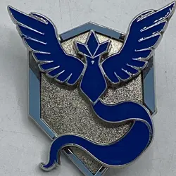 Team Mystic Enamel Pin | 2000 Nintendo Pokemon GO | Blue Articuno L21 - Image 2