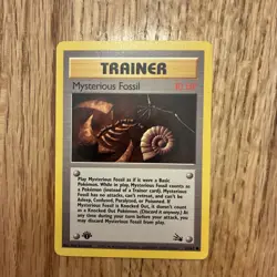 Pokemon Card Mysterious Fossil Trainer 62/62 Fossil Set 1st edition NM - Image 1