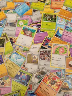 Pokemon TCG 100 Cards BULK LOT includes 25 foil cards - Image 4