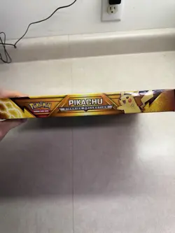 Pokemon TCG Pikachu Sidekick Collection Box 2017 - NEW/SEALED - Image 3