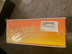 Pokemon TCG Sword and Shield Ultra Premium Charizard (Tiny dent bottom corner) - Image 4