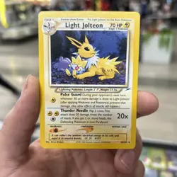 Light Jolteon 48/105 Neo Destiny Regular Vintage Pokemon TCG - Image 1