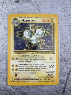 Pokemon TCG Magneton Fossil Holo Card 11/62 Unlimited Rare - Image 1