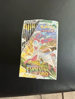 Pokemon TCG Sword and Shield Evolving Skies Booster (178-80877) 820650818776 - Image 5