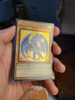 Yugioh Blue-Eyes White Dragon BLMM-EN001 1st Secret Rare - Image 2