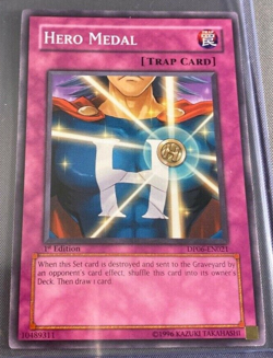 Hero Medal - DP06-EN021 - Common 1st Edition Yugioh Lightly Played - Image 1