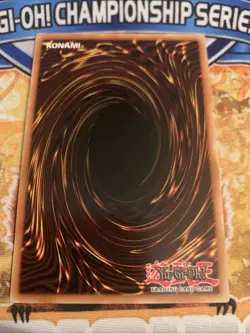 Yugioh Elemental Hero Captain Gold GLD2-EN025 NM - Image 2