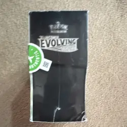 Pokemon Elite Trainer Box Sword & Shield Evolving Skies Leafeon Umbreon - Image 3