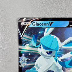 Pokemon TCG Card - Glaceon V 40/203 Ultra Rare | 2021 Evolving Skies | NM/Mint - Image 3