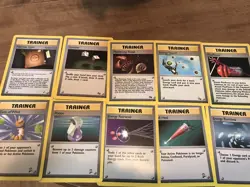 10 Pack Random Pokemon Trainer Cards - Image 1