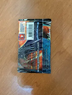 Pokemon Trading Card Game Sun & Moon Cosmic Eclipse Booster Pack - Image 2