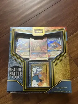 Pokemon TCG Reshiram & Charizard GX League Battle Deck Sun And Moon Sealed - Image 2
