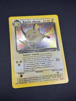 Raichu obscur Secret Rare Holo 83/82 2000 Team Rocket French Pokemon Card - Image 4