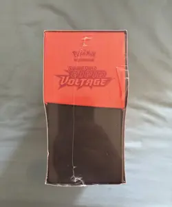 Pokemon TCG: Sword & Shield-Vivid Voltage Elite Trainer Box (133 Cards) 820650807688 - Image 4