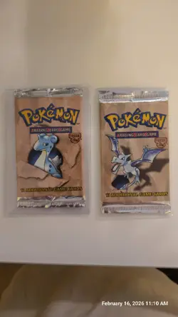 Wizards of the Coast Pokemon Fossil Booster 2 Packs 742818060714 - Image 1