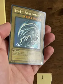 Blue-Eyes White Dragon Ultra Rare Holo Starter Deck Kaiba SDK-001 - Image 2