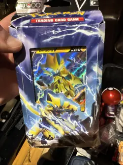 Pokemon Cards (V Battle Deck) sealed- "ZERAORA V" - Image 2