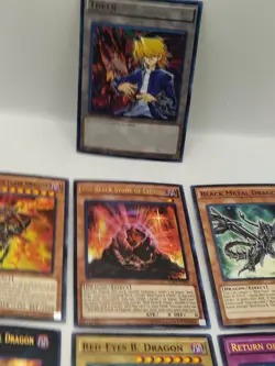 Yugioh 9 Card Lot! Holo Cards, Joey Wheeler Token, and More Plus Dragons - Image 5