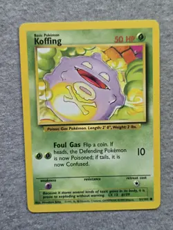 Pokemon TCG Koffing Base Set 51/102 Regular Unlimited - Image 1
