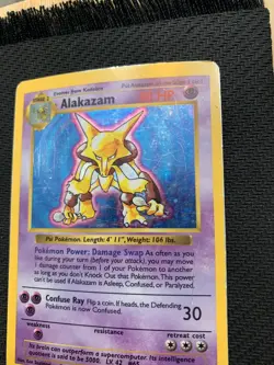 Alakazam 1/102 Shadowless Holo Rare Pokemon Card - 1999 Base set - DMG/HP - Image 3