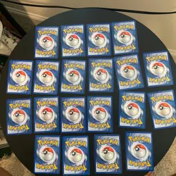 Lot Of 20 Vintage Pokemon Cards - Image 2