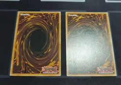 DLCS-EN080 Toon Briefcase Green Ultra Rrae 1st Edition NM Yugioh Card - Image 2