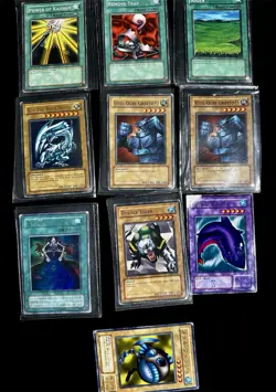 Vintage Yu-Gi-Oh Lot - Blue-Eyes White Dragon SDK, LOB 1st ed, Toon - Image 1