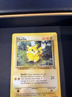 1999 JUNGLE SET - PIKACHU - #60/64 - POKEMON CARD - RARE! ORIGINAL! Red Cheeks - Image 3