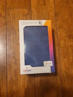 STRONGHOLD 200+ XL BLUE Deck Box GameGenic NEW - Image 1