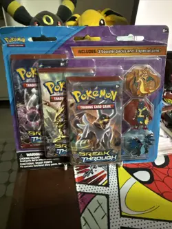 2015 Pokemon XY Breakthrough 3 Pack Sealed Blister Evolution Pin Set Charizard - Image 1