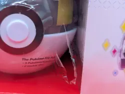 Pokemon Prismatic Evolutions Bundle–Sam’s Club Exclusive ETB+Poke Ball Gold Ball - Image 5
