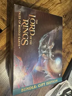 Magic: The Gathering Lord of the Rings Gift Bundle Special Edition Box - Image 1