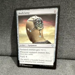 Wizards of the Coast Skullclamp Uncommon Artifact Equipment English - Image 1